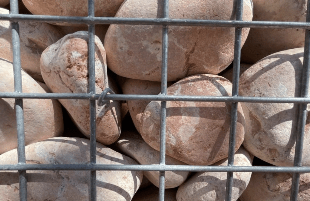 Agrégats de Marbre rose : pierre à gabion rose à Cadolive