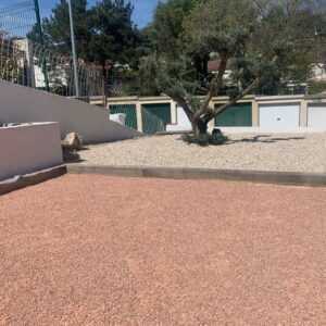 Sable Terrain de pétanque près de Eguilles