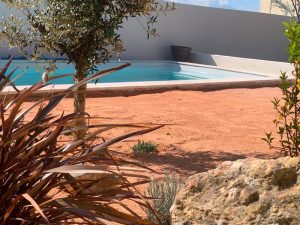 Sable décoratif Gazon 0/4 pour revêtement de cour Marbre rose à Arpavons