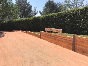 Terrain de pétanque avec du sable de marbre rose 0/4