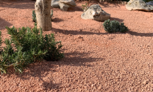 Sable Gazon Marbre rose à Bardentane sable stabilisé 0/4