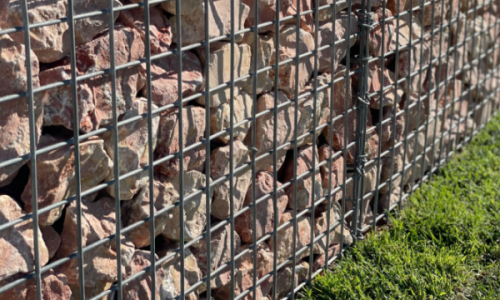 Pierre à gabion 90/150 de Marbre rose à Le Castellard-Mélan